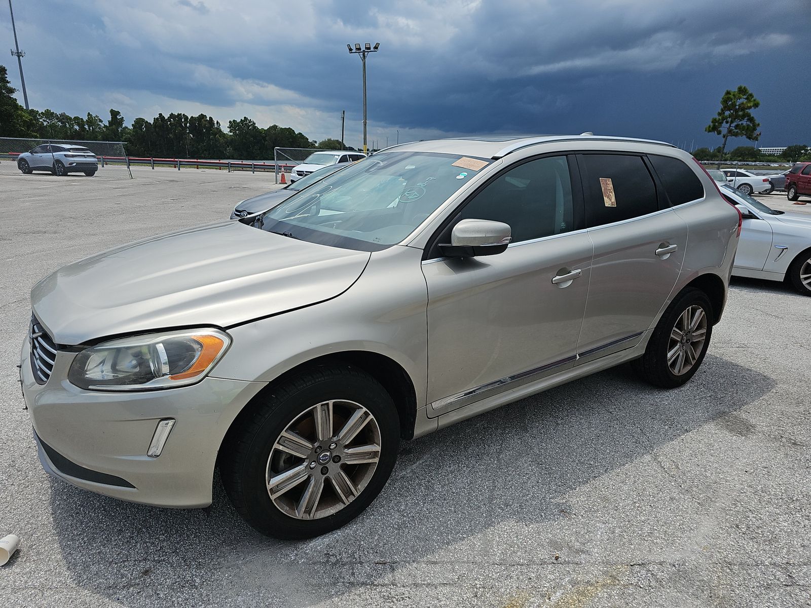 2017 Volvo XC60 T5 Inscription FWD