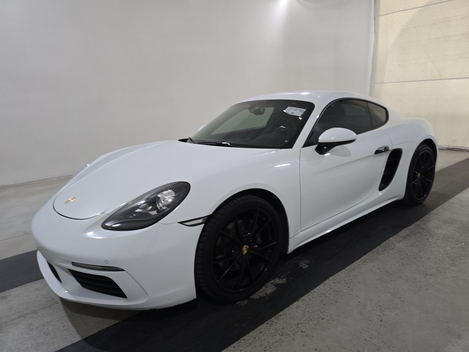 2018 Porsche 718 Cayman Base RWD