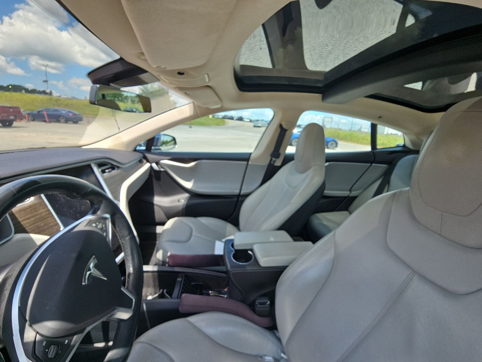 2015 Tesla Model S 85D AWD