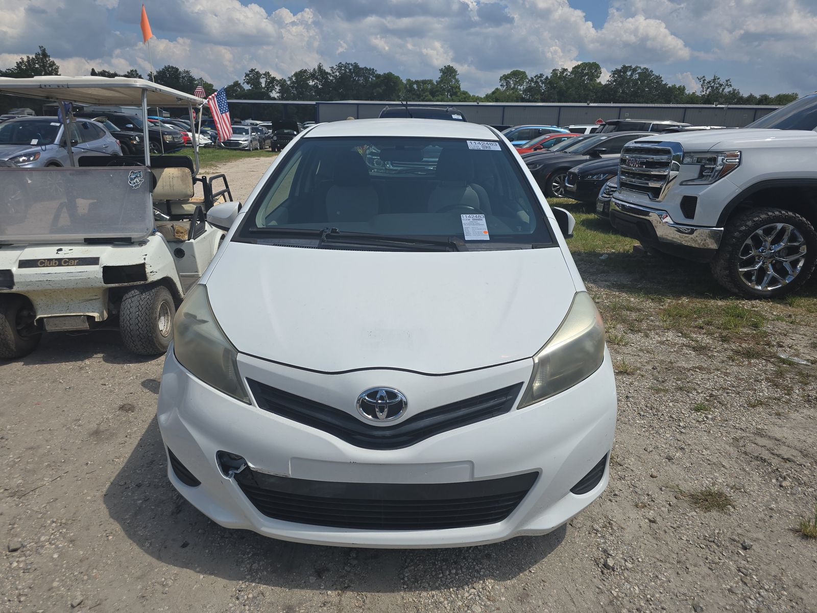 2014 Toyota Yaris L FWD