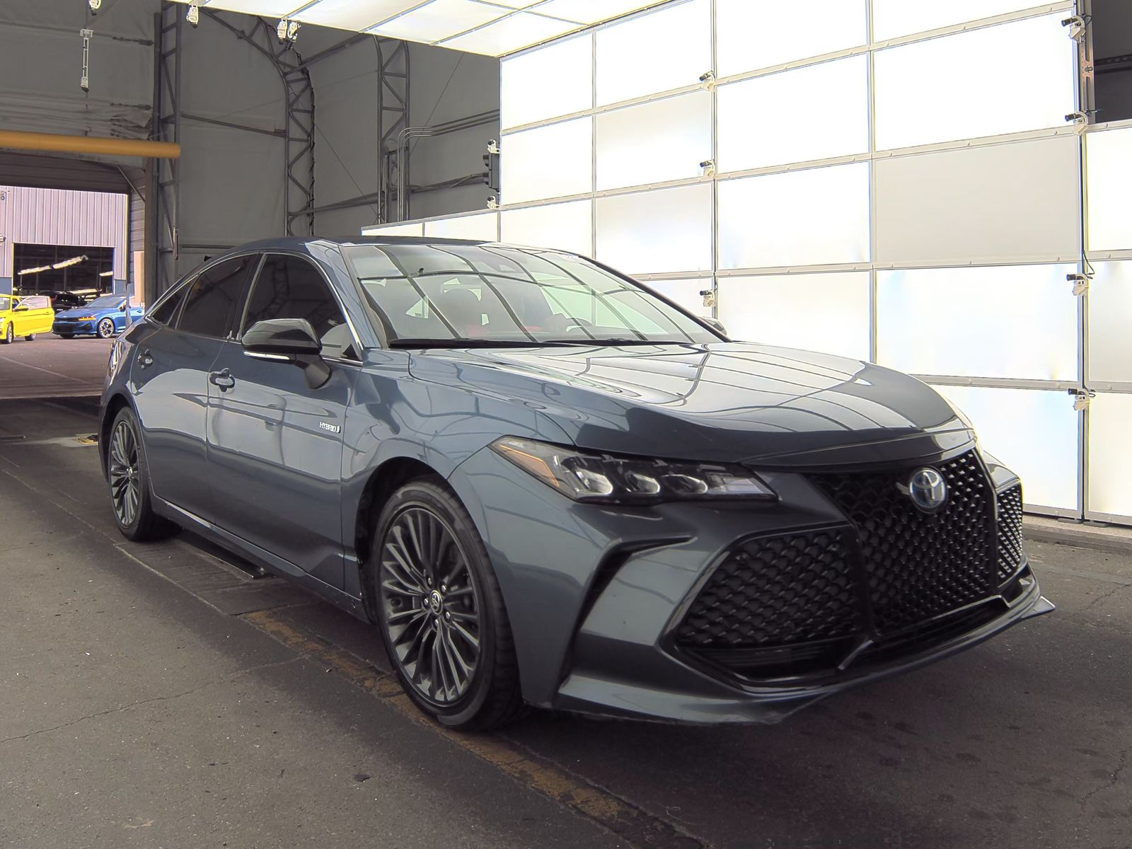 2021 Toyota Avalon Hybrid XSE FWD