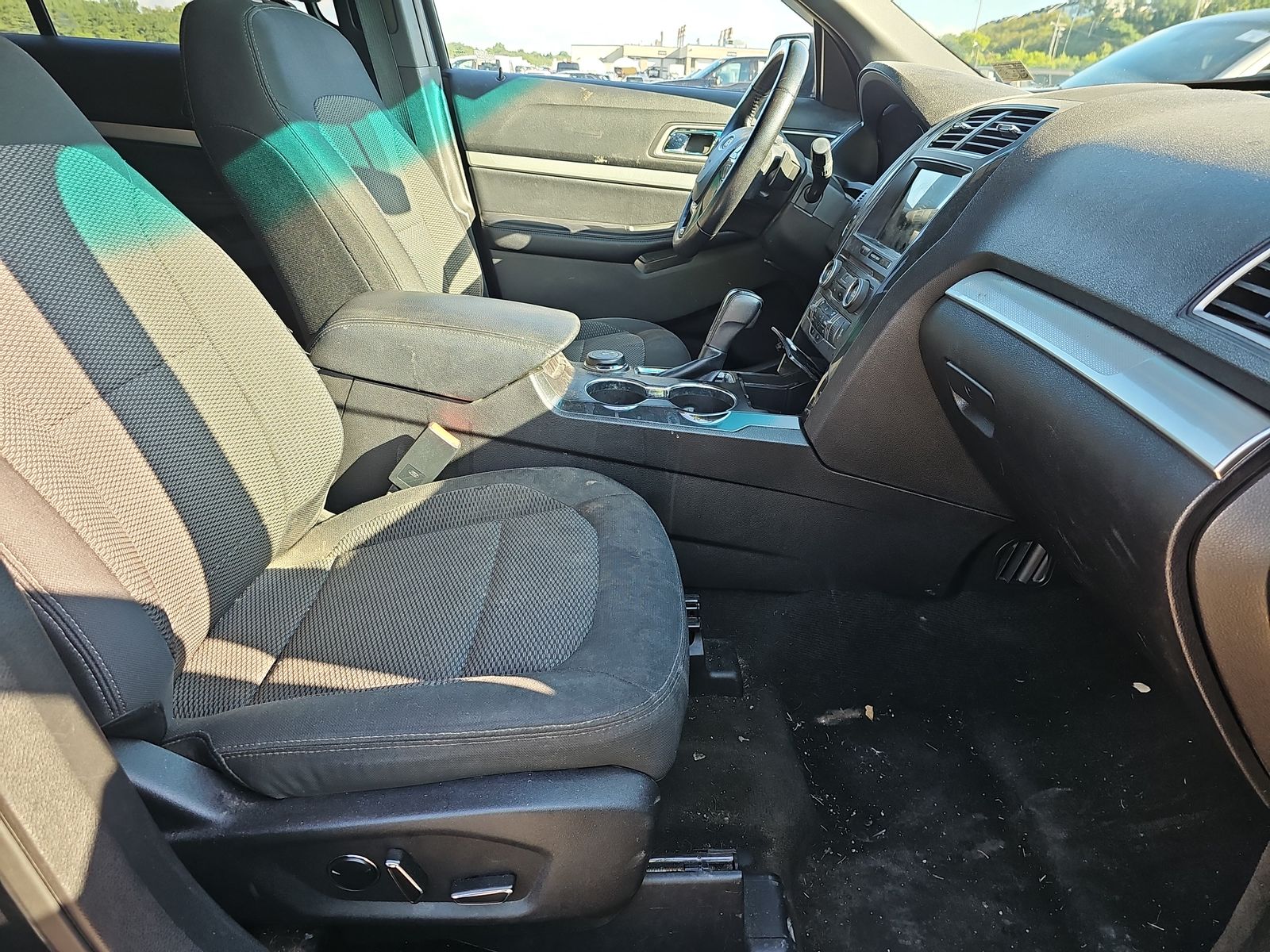2017 Ford Explorer XLT AWD