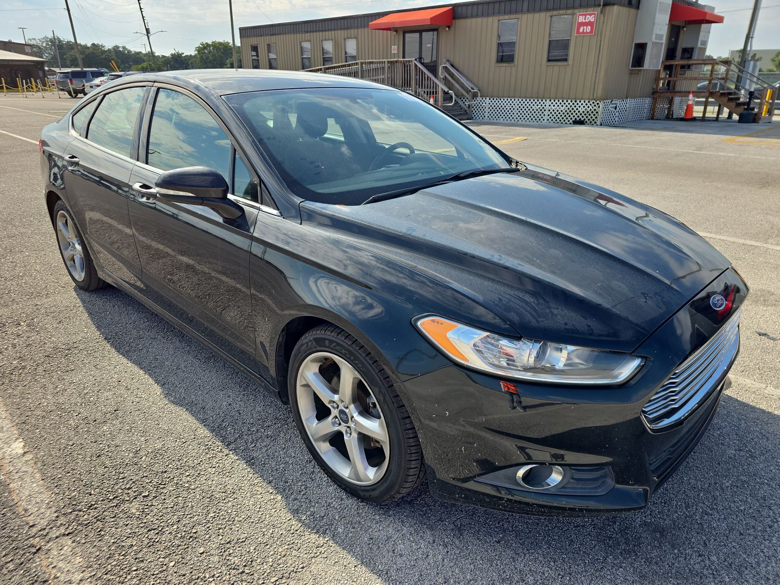 2015 Ford Fusion SE FWD