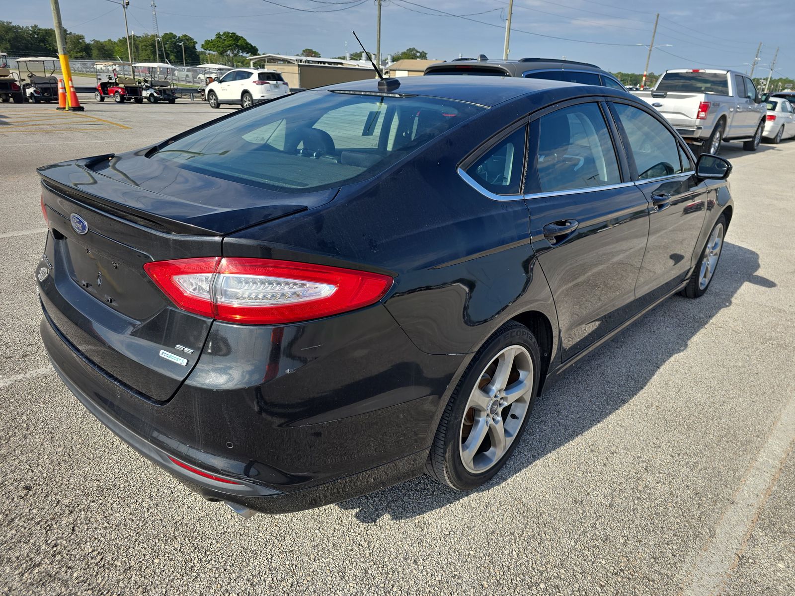 2015 Ford Fusion SE FWD