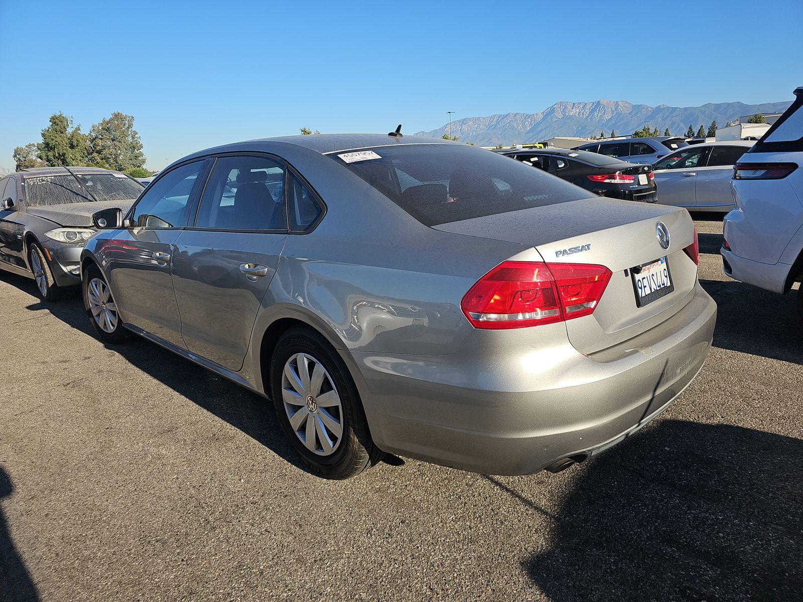 2013 Volkswagen Passat 2.5L S FWD