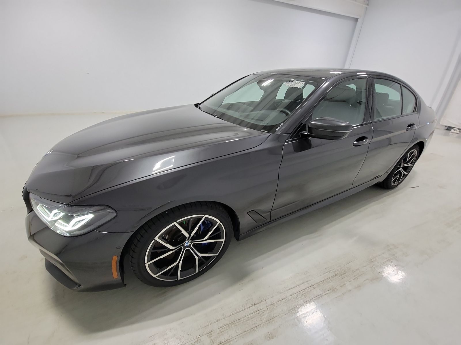 2021 BMW 5 Series M550i xDrive AWD