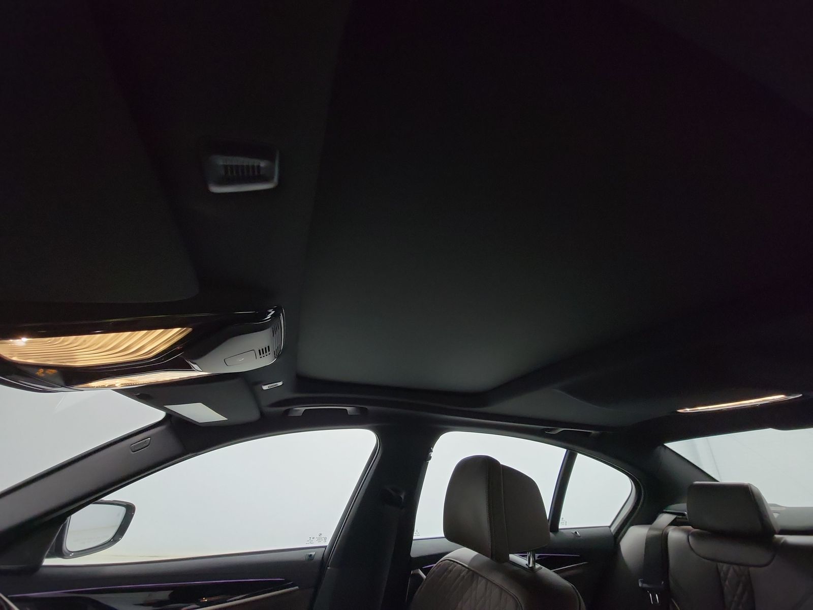 2021 BMW 5 Series M550i xDrive AWD