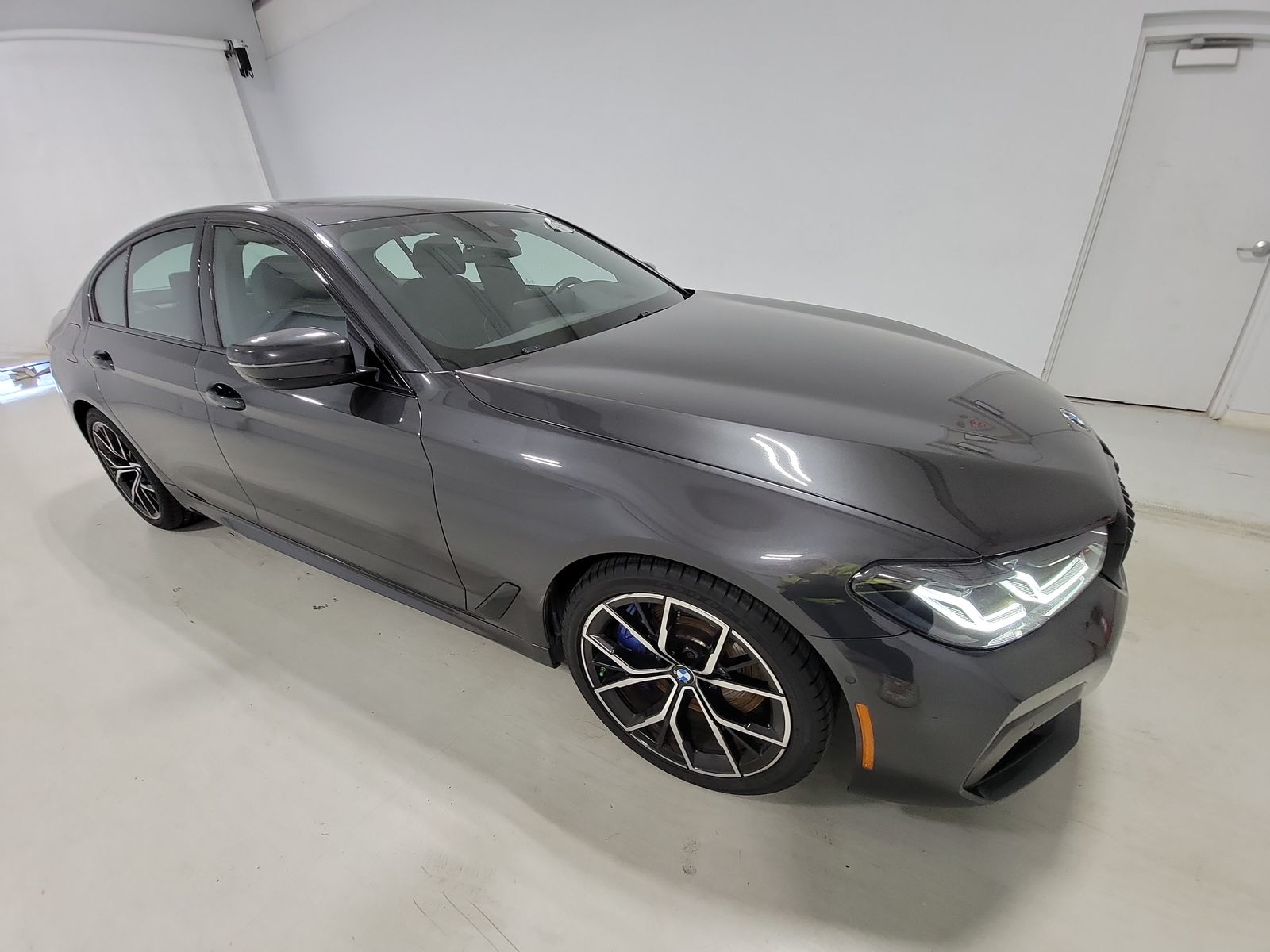 2021 BMW 5 Series M550i xDrive AWD