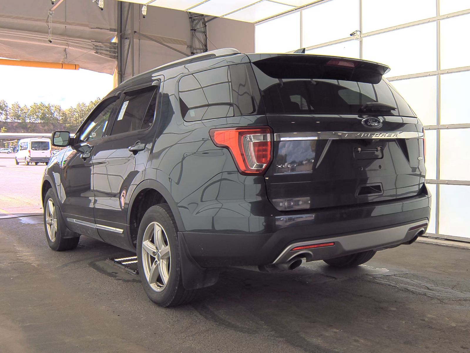 2017 Ford Explorer XLT AWD