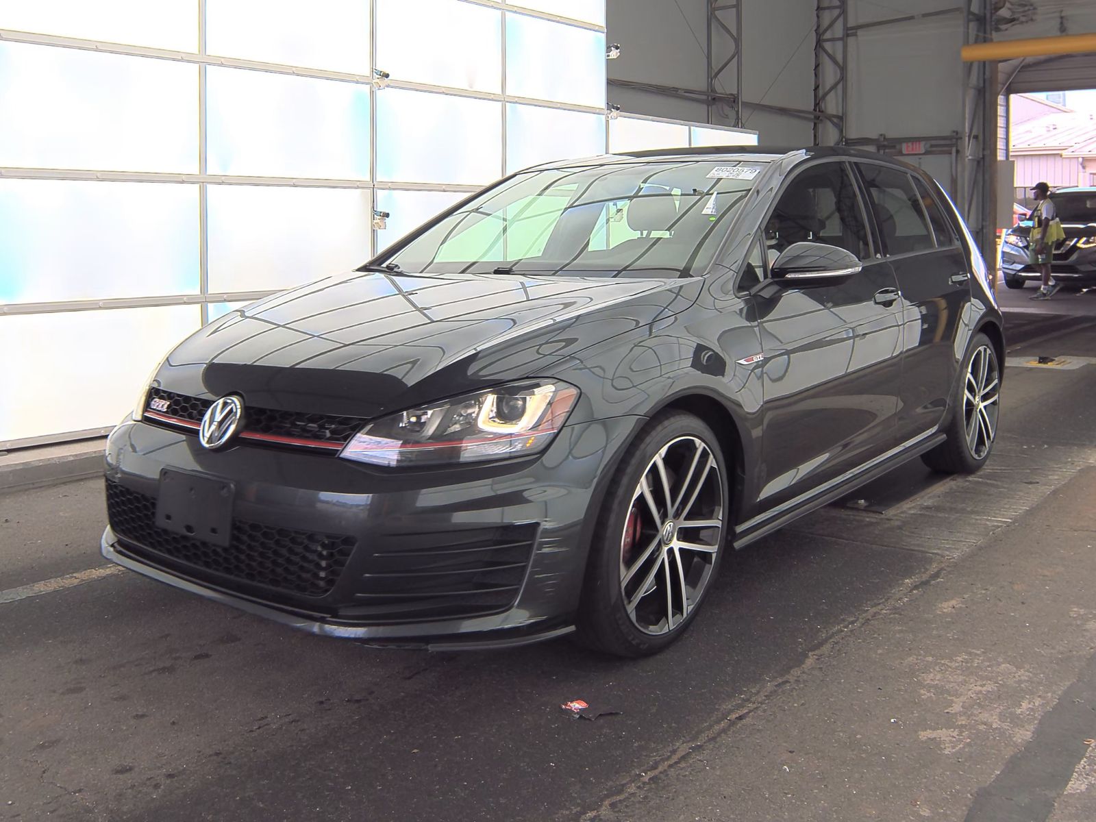 2017 Volkswagen Golf GTI 2.0T S FWD