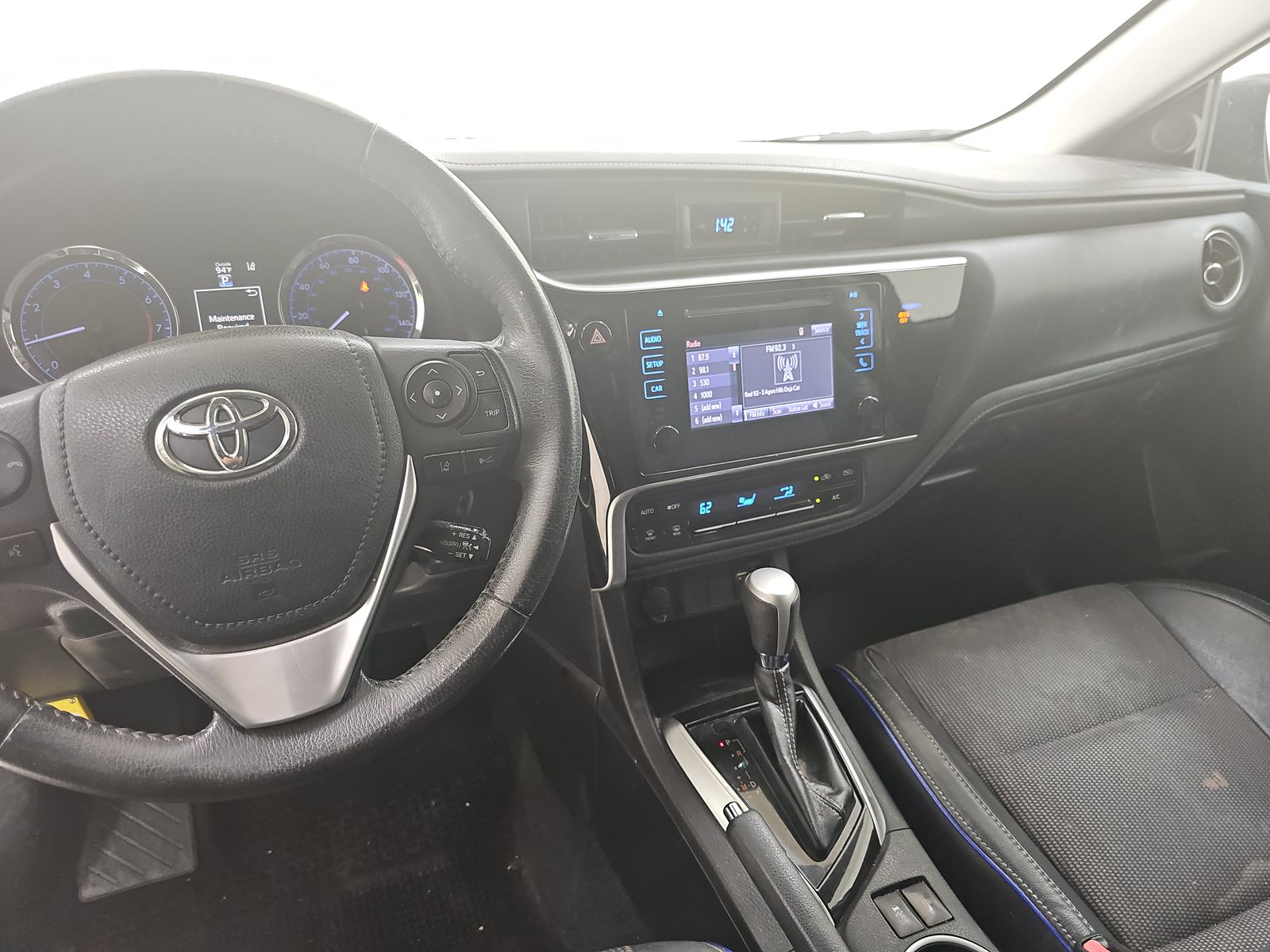 2018 Toyota Corolla SE FWD