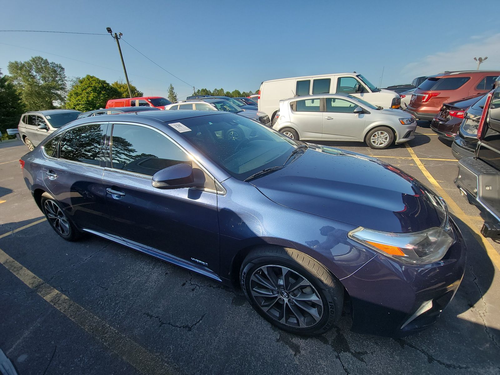 2018 Toyota Avalon Hybrid XLE Premium FWD