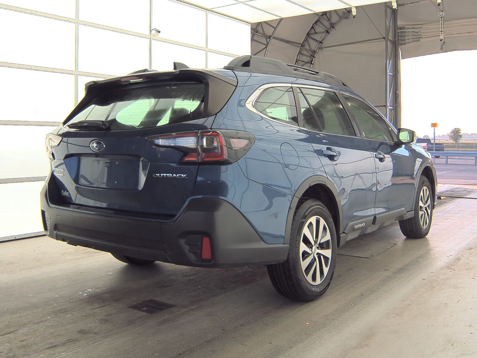 2021 Subaru Outback Base AWD