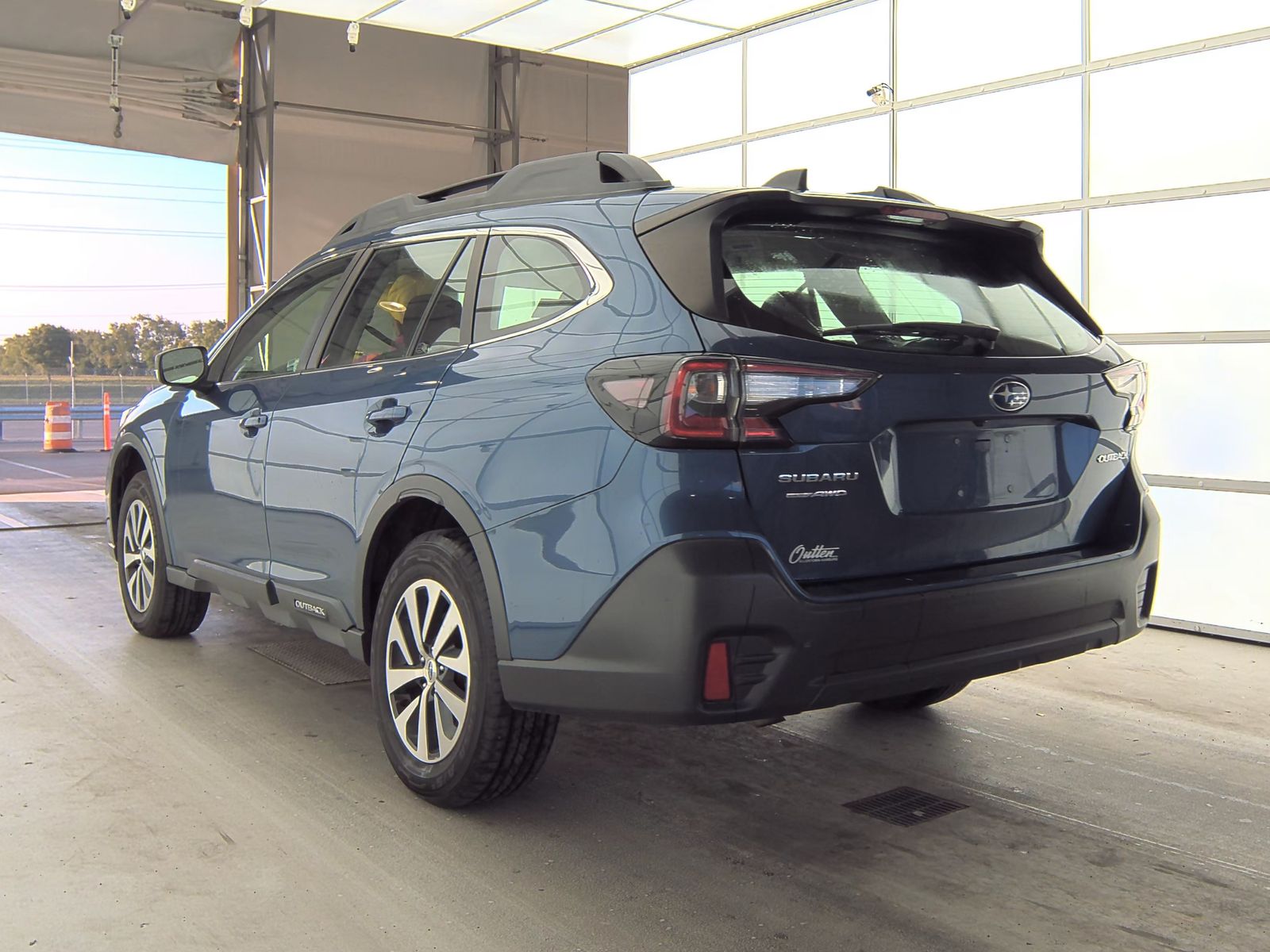 2021 Subaru Outback Base AWD