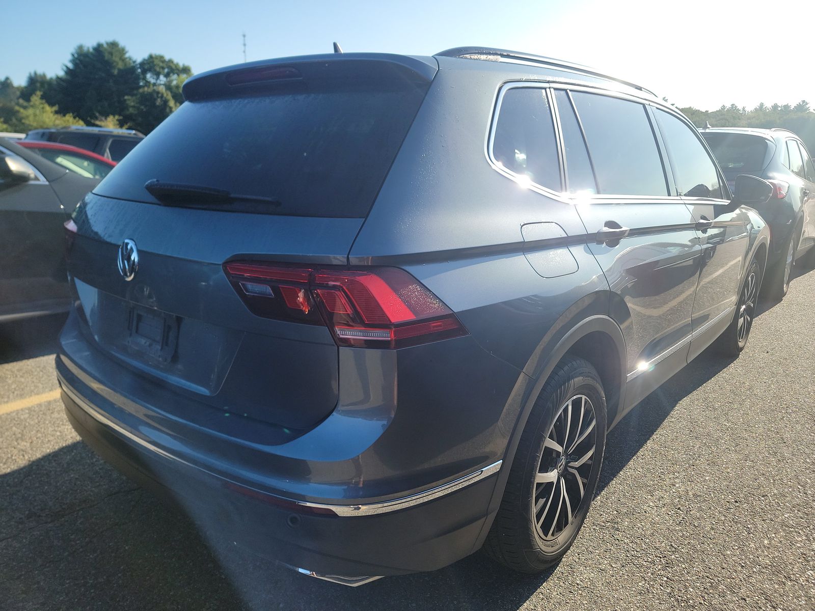 2021 Volkswagen Tiguan 2.0T SE FWD