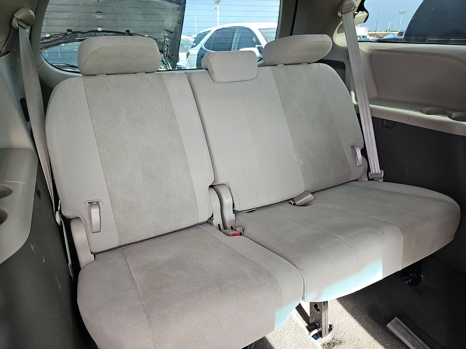 2011 Toyota Sienna Base FWD