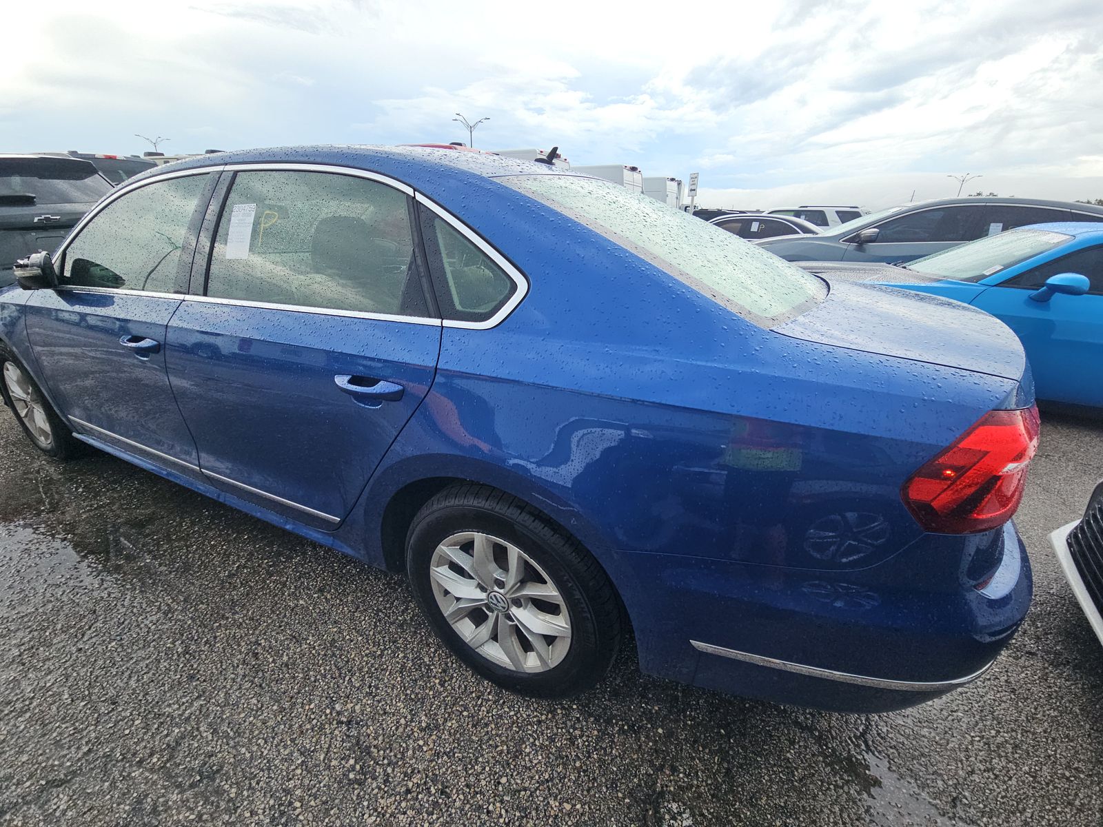 2017 Volkswagen Passat 1.8T S FWD