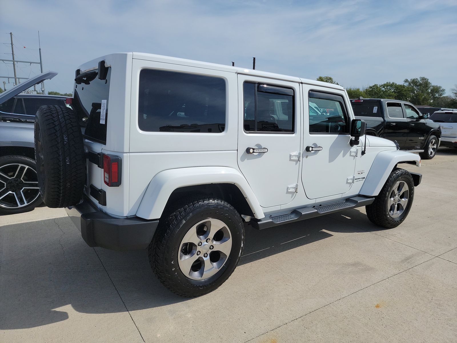 2018 Jeep Wrangler JK Unlimited Sahara AWD