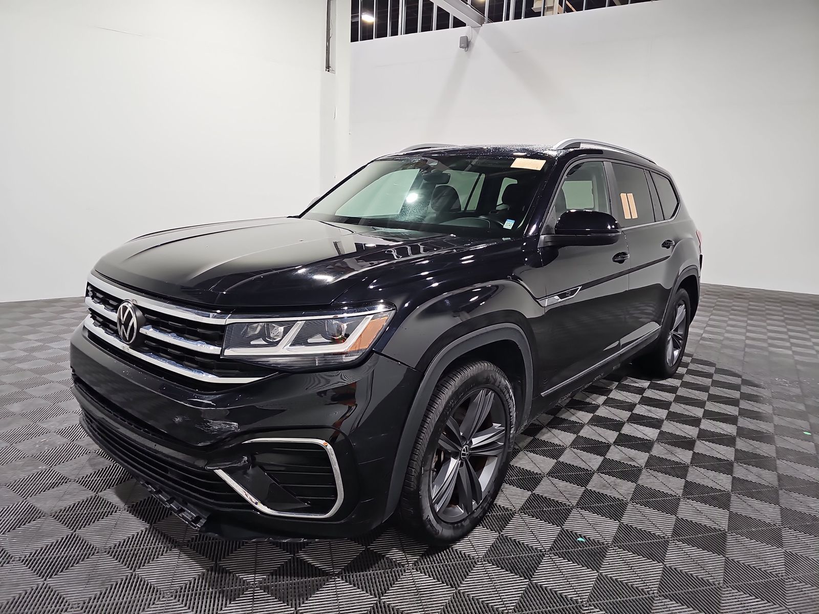 2022 Volkswagen Atlas 3.6L SEL R-Line AWD