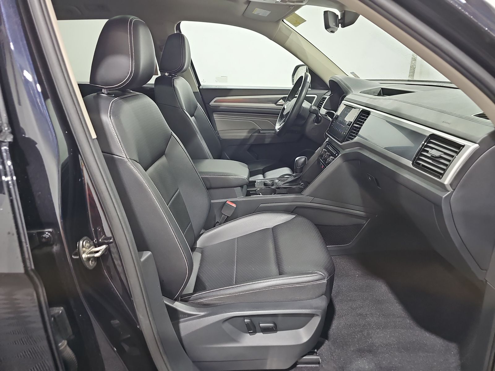 2022 Volkswagen Atlas 3.6L SEL R-Line AWD