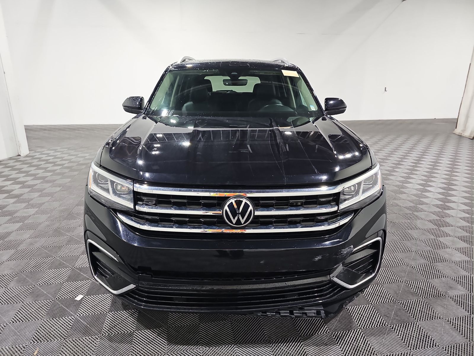 2022 Volkswagen Atlas 3.6L SEL R-Line AWD