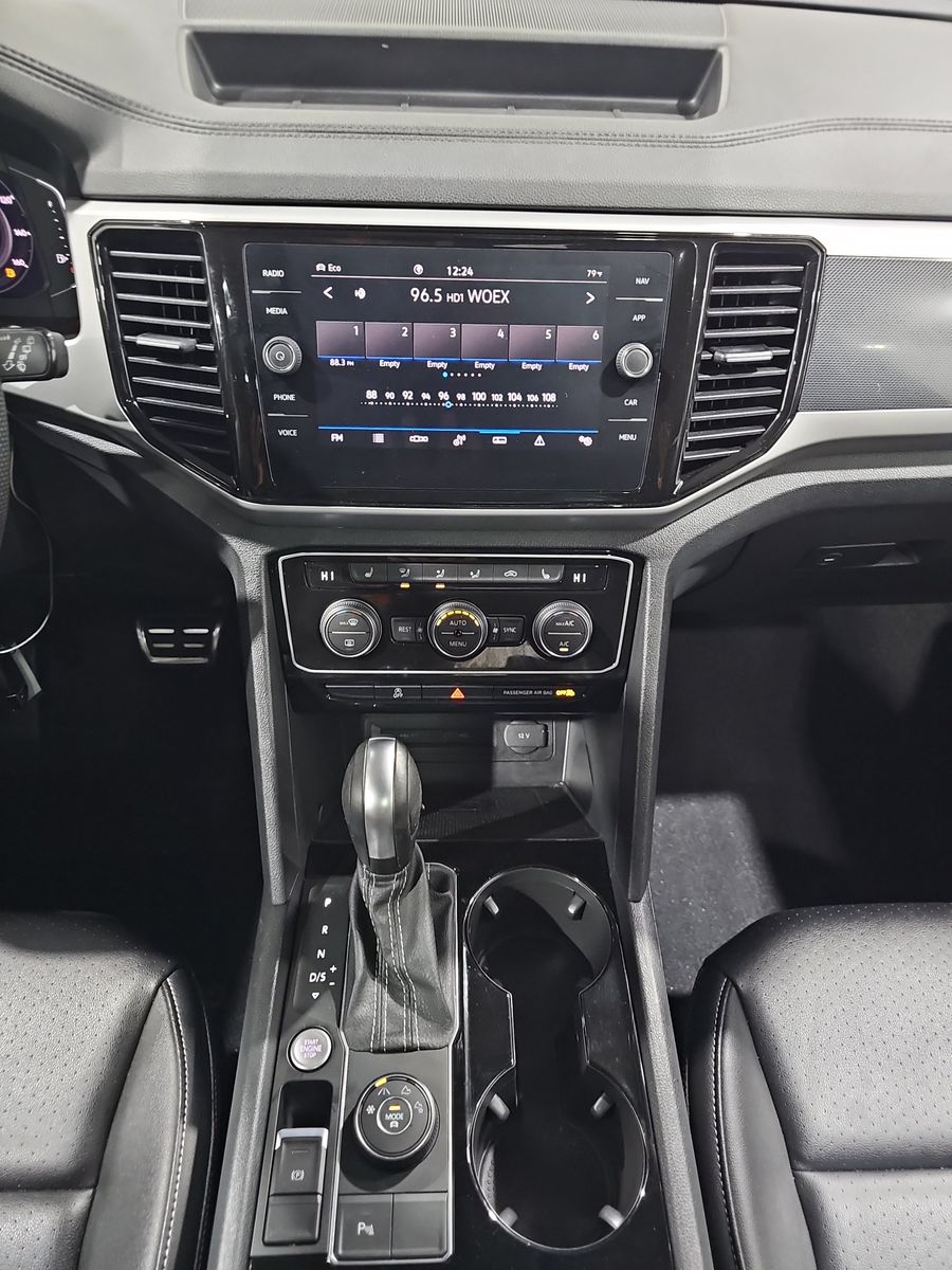 2022 Volkswagen Atlas 3.6L SEL R-Line AWD