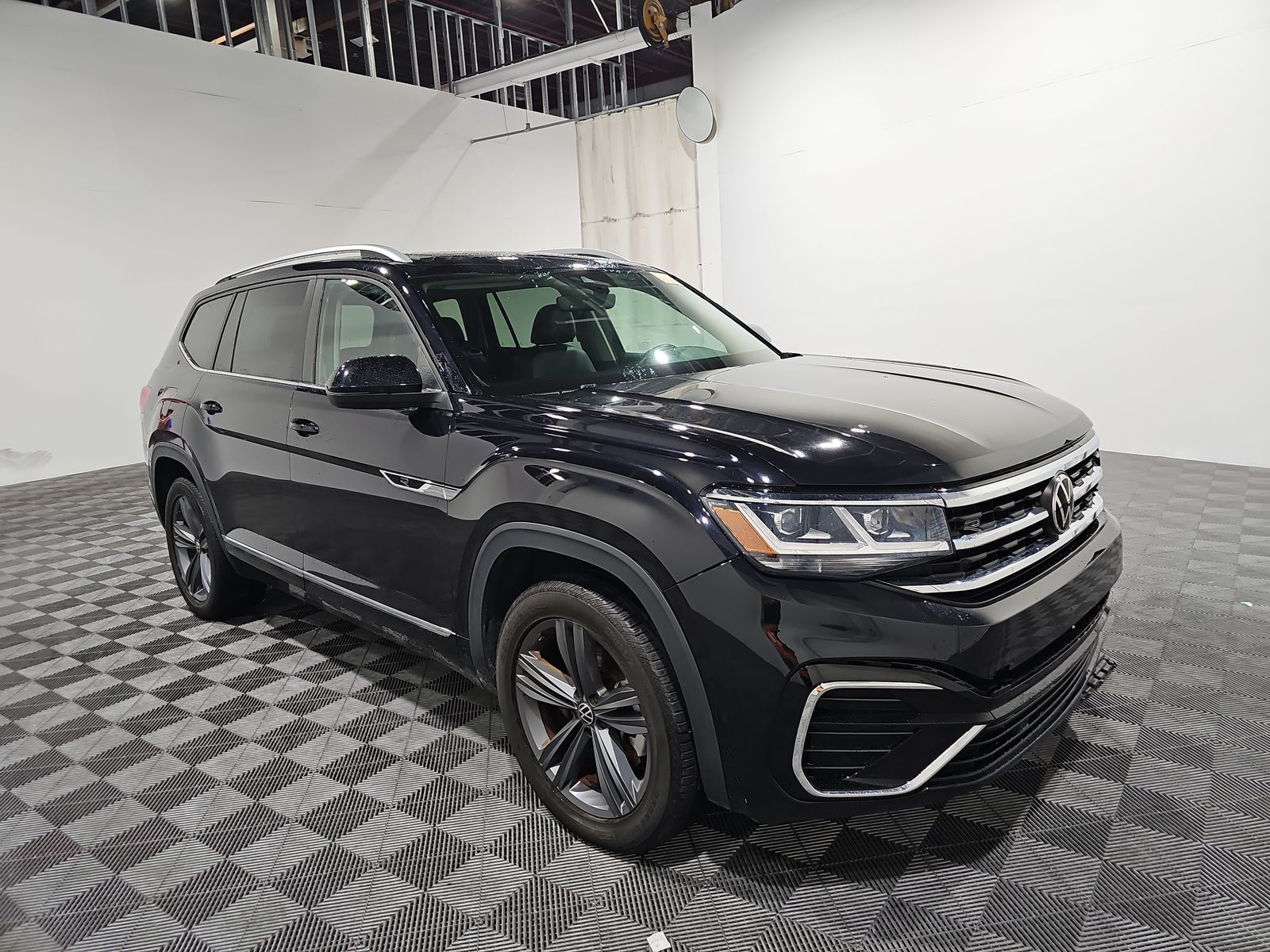 2022 Volkswagen Atlas 3.6L SEL R-Line AWD