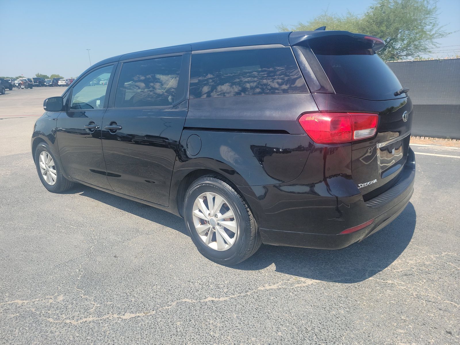 2017 Kia Sedona LX FWD