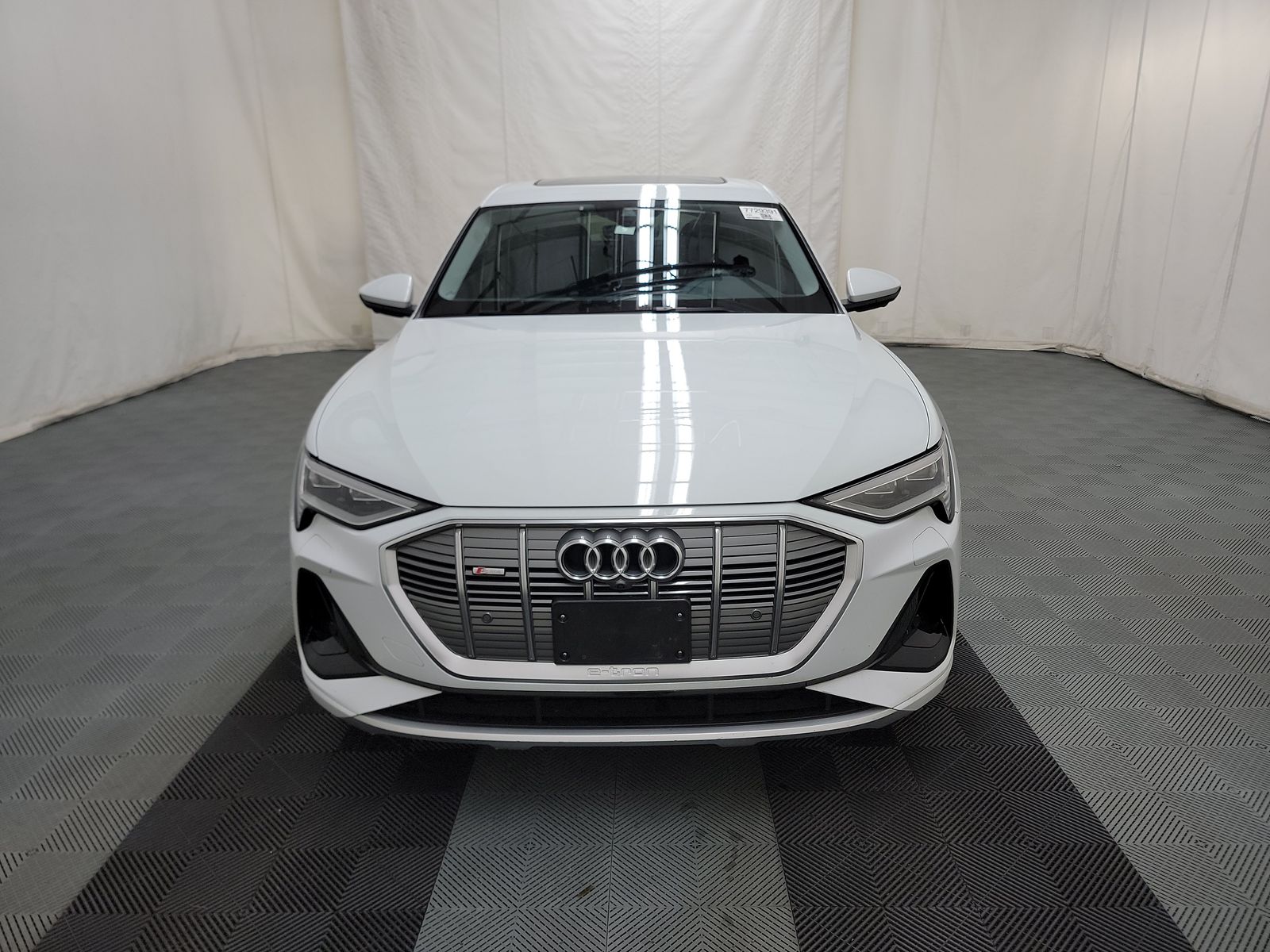 2021 Audi e-tron Premium Plus AWD