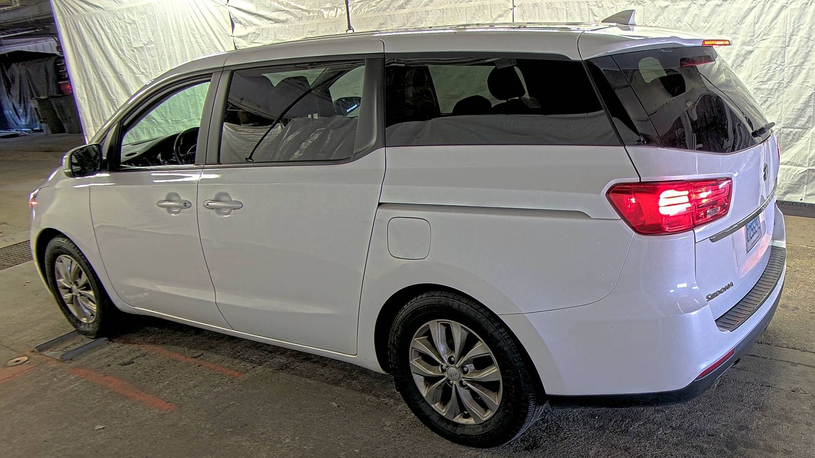 2020 Kia Sedona LX FWD