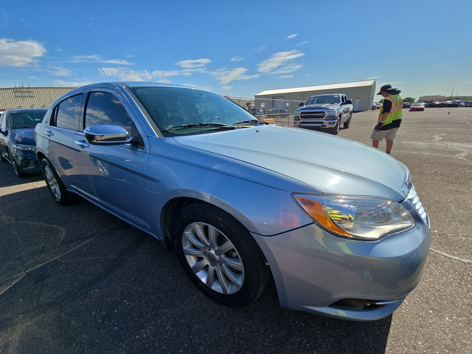 2014 Chrysler 200 Limited FWD