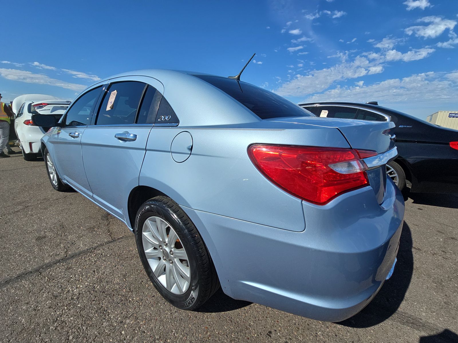 2014 Chrysler 200 Limited FWD