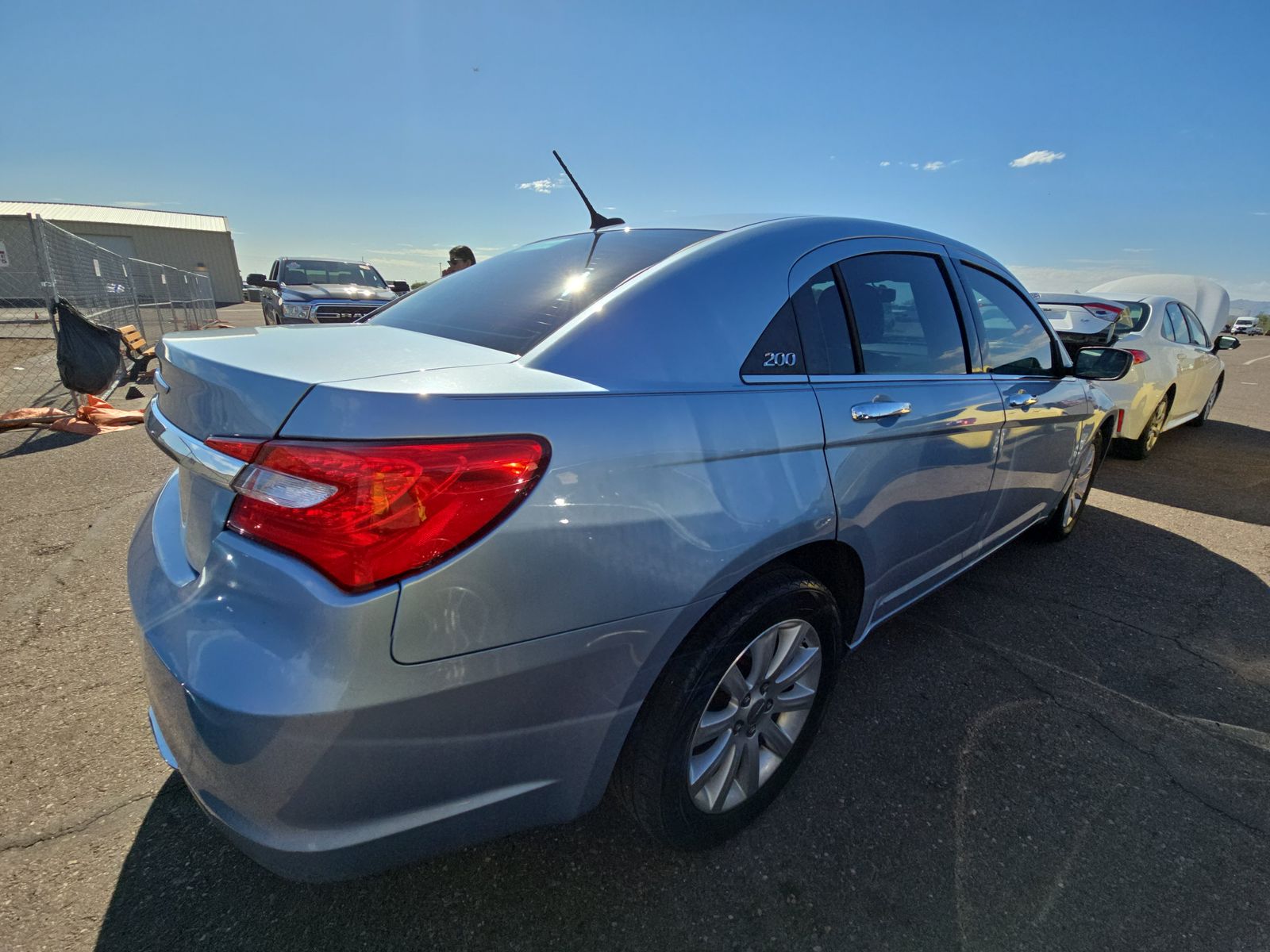 2014 Chrysler 200 Limited FWD