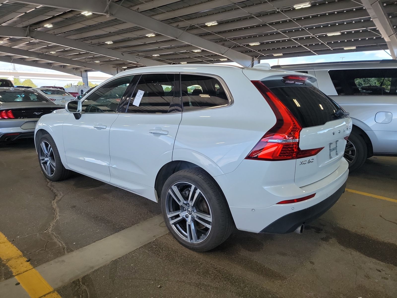 2019 Volvo XC60 T6 Momentum AWD