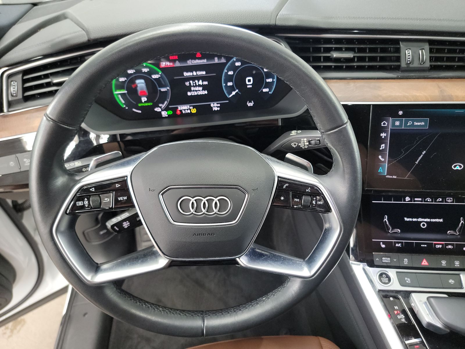 2022 Audi e-tron Premium AWD