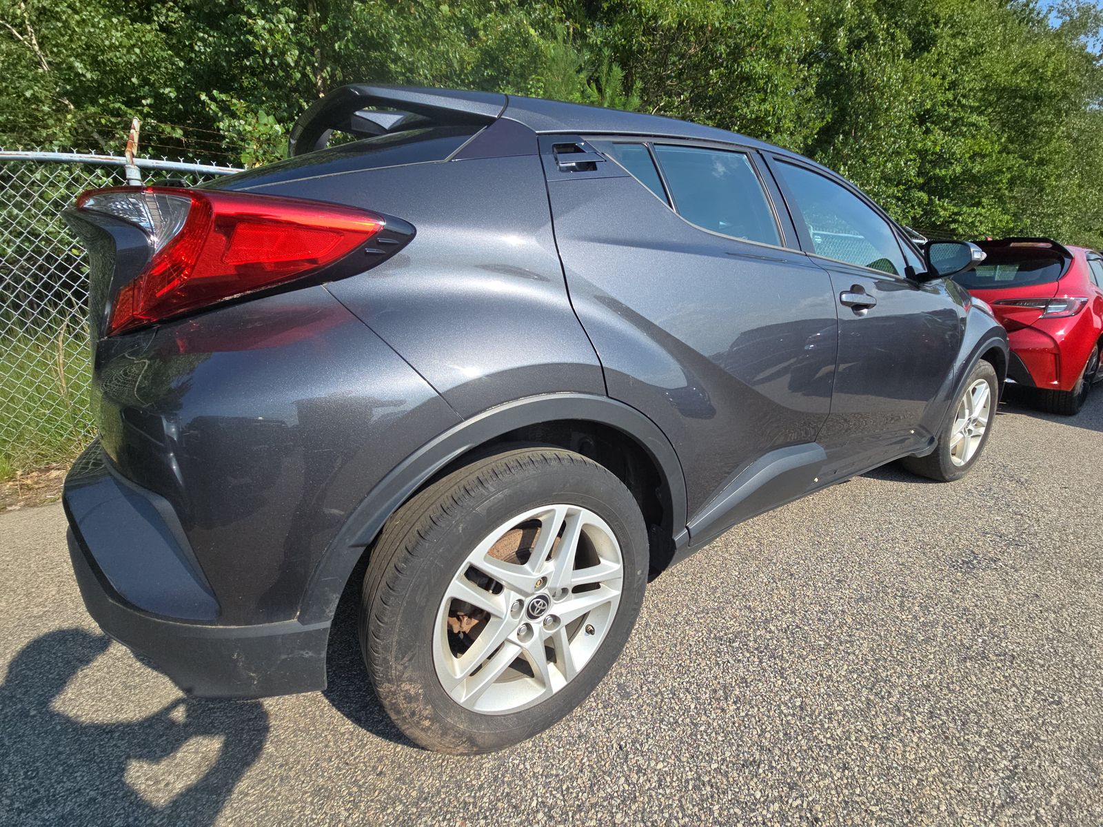 2021 Toyota C-HR LE FWD