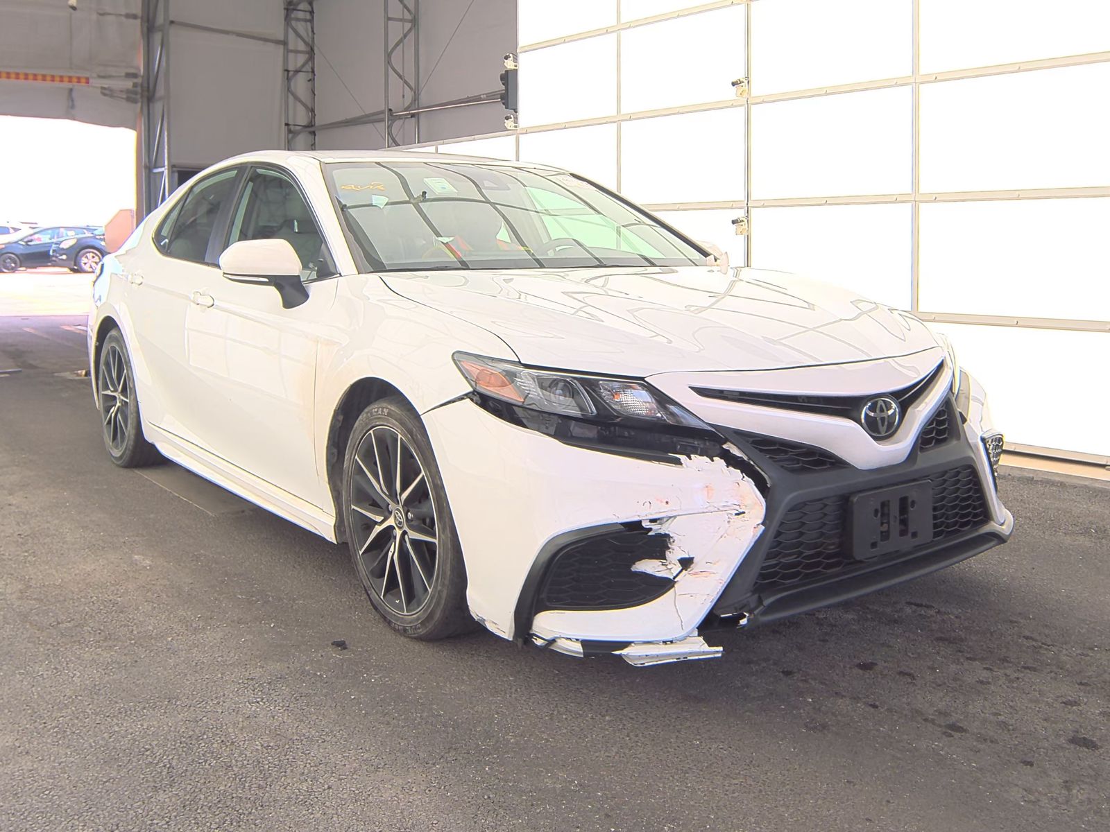 2022 Toyota Camry SE FWD