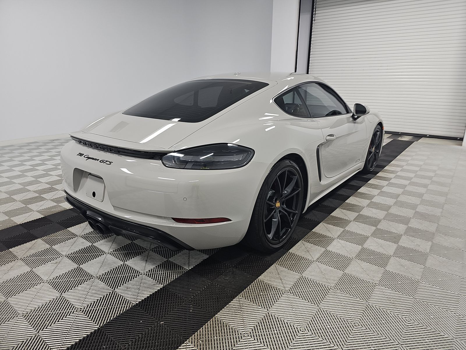 2018 Porsche 718 Cayman GTS RWD