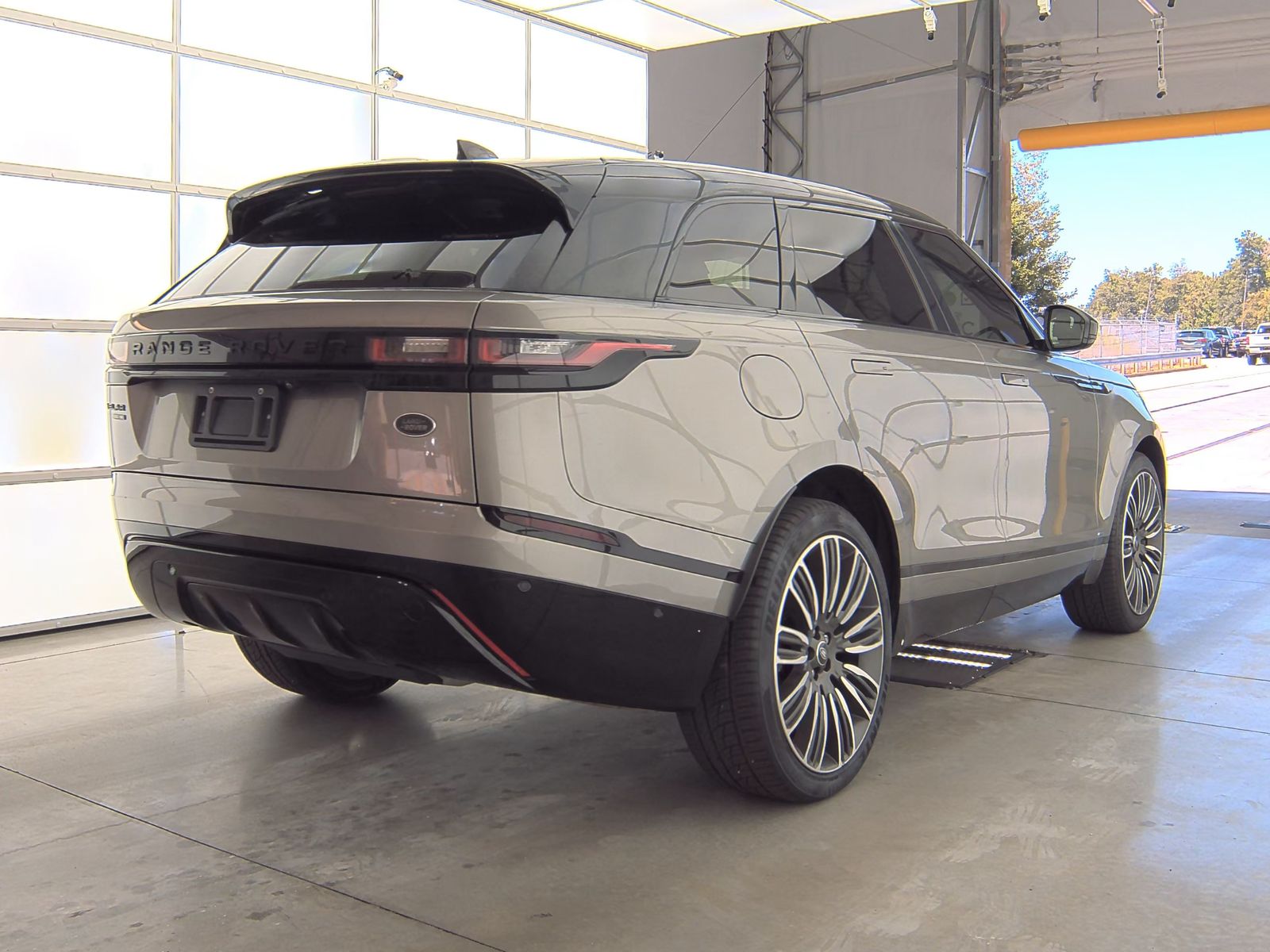 2019 Land Rover Range Rover Velar R-Dynamic SE AWD