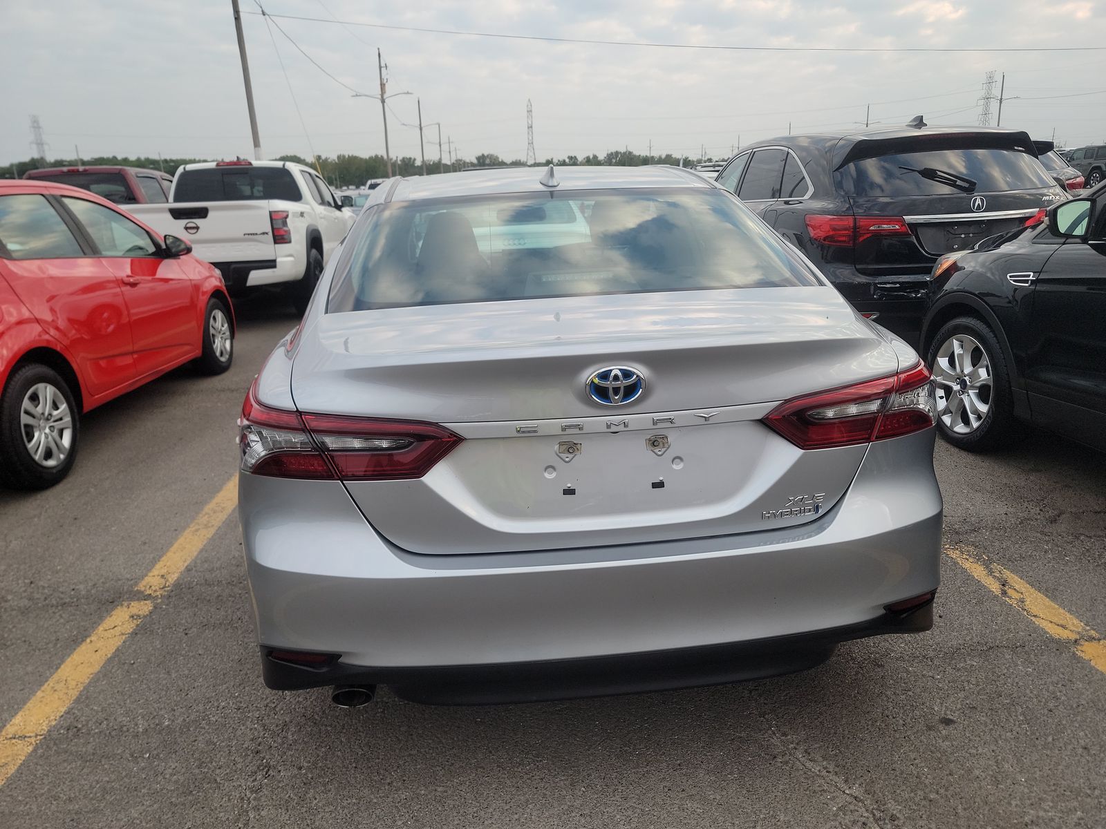 2022 Toyota Camry Hybrid XLE FWD