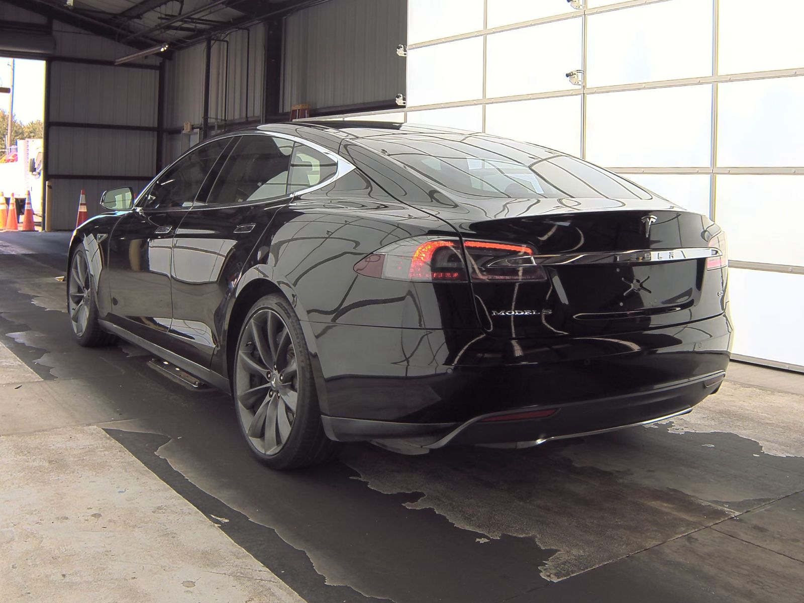 2014 Tesla Model S 60 FWD