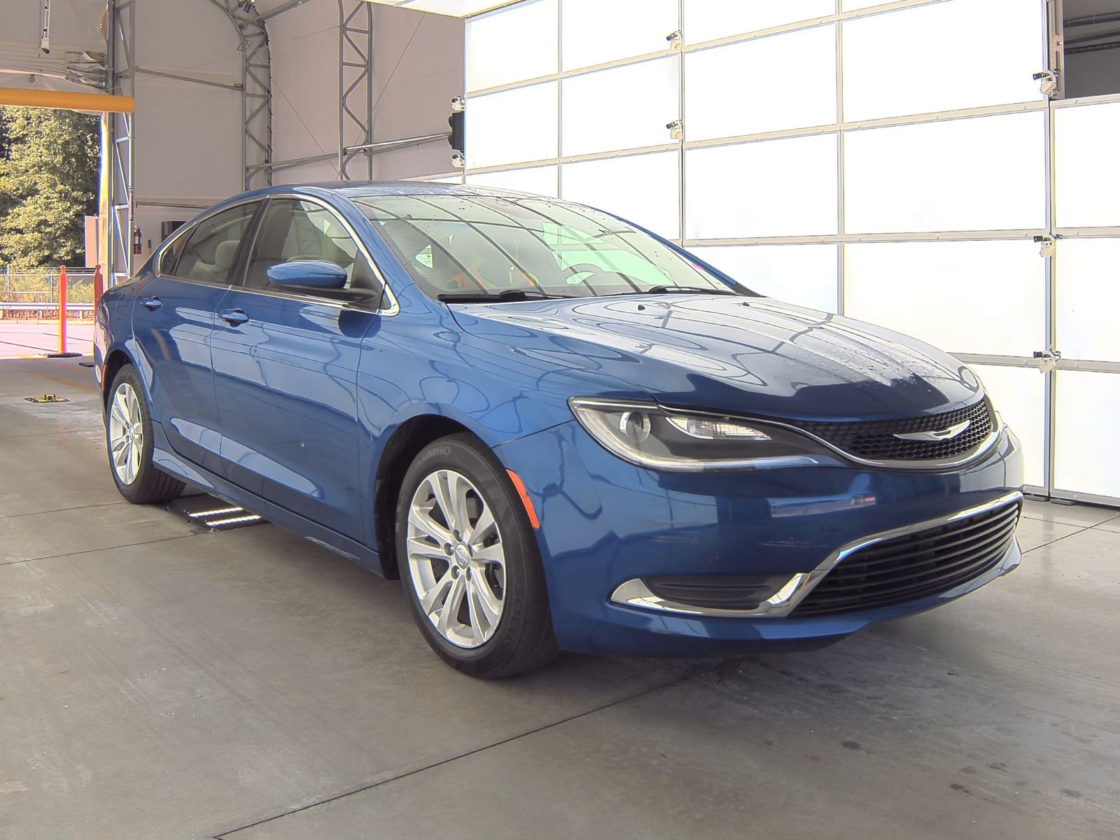 2015 Chrysler 200 Limited FWD