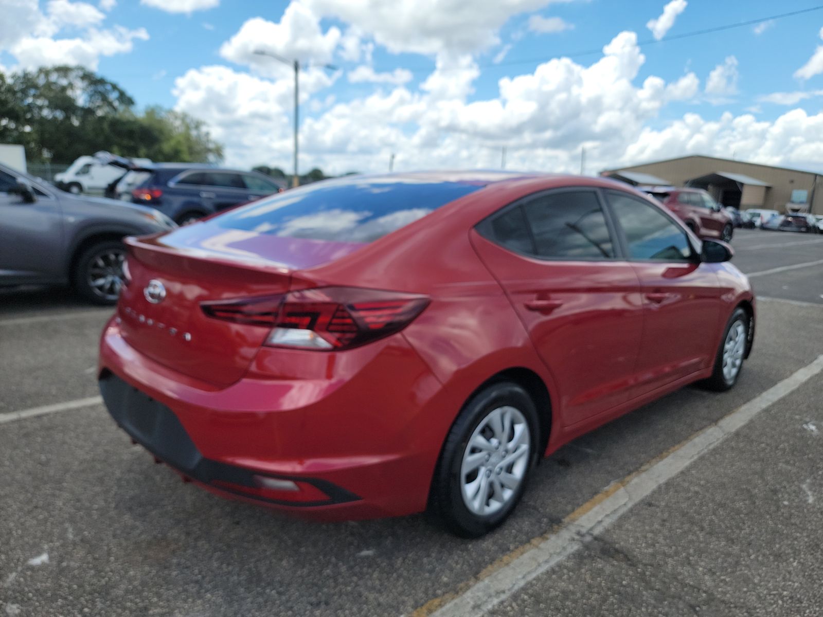 2020 Hyundai Elantra SE FWD