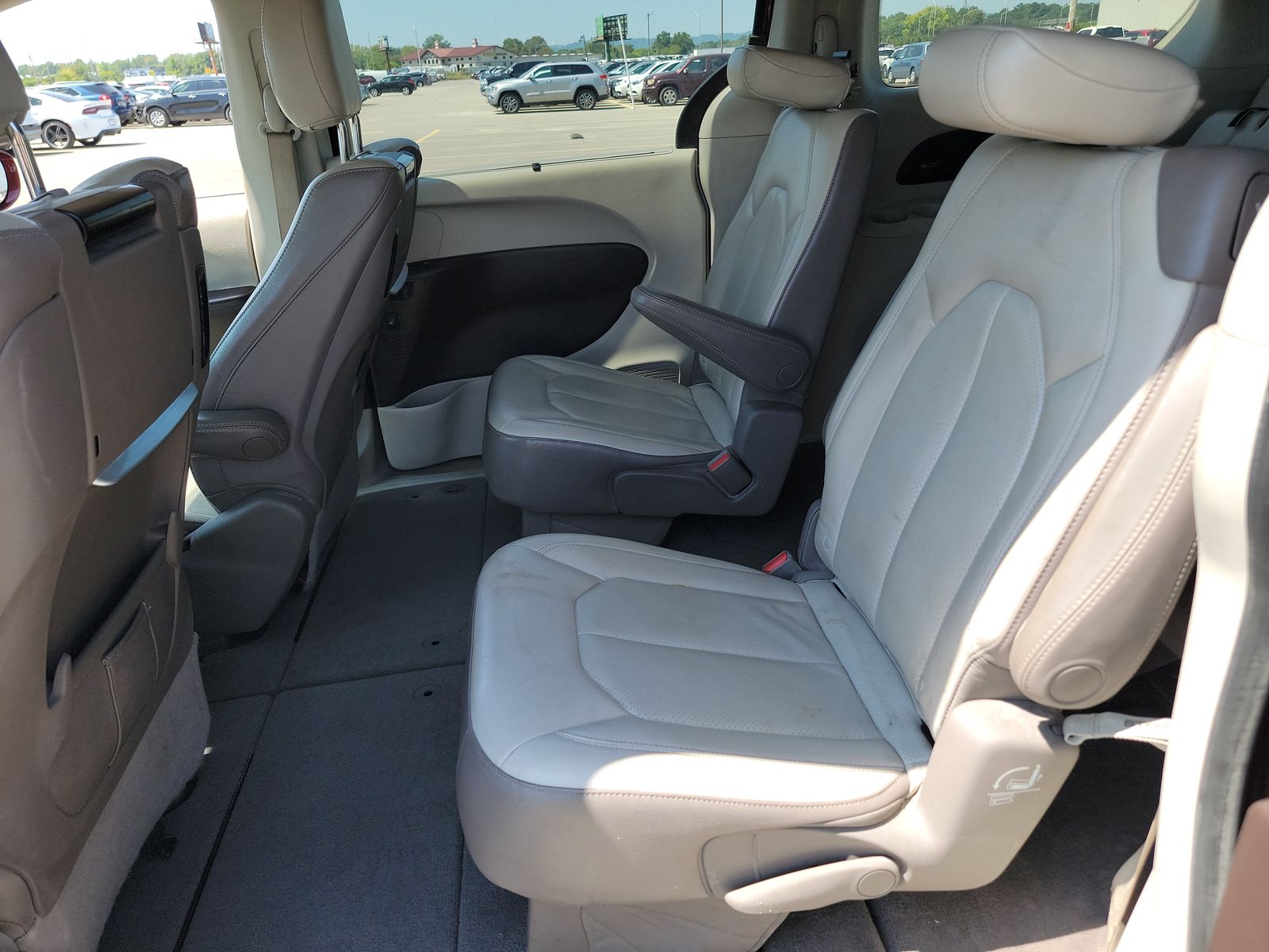 2018 Chrysler Pacifica Touring L Plus FWD