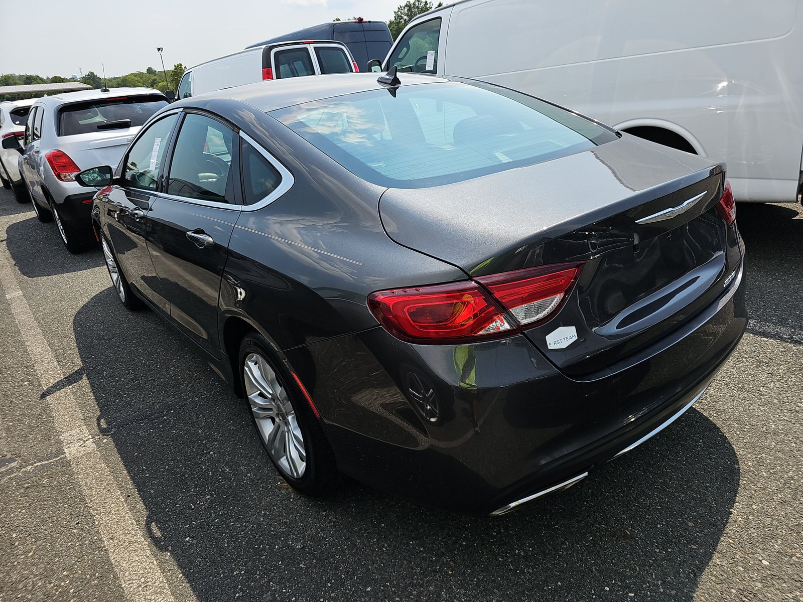 2015 Chrysler 200 Limited FWD