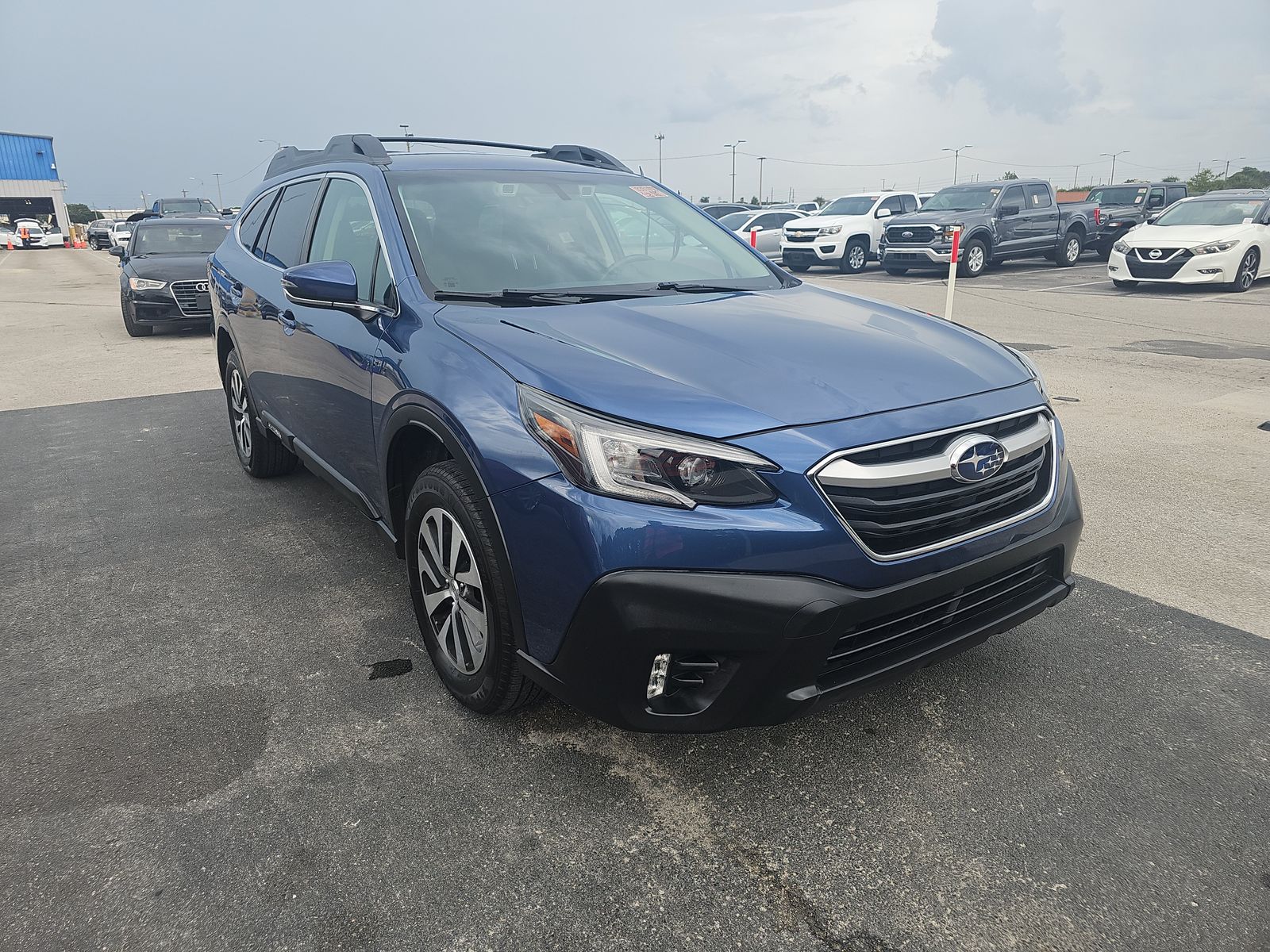 2022 Subaru Outback Premium AWD