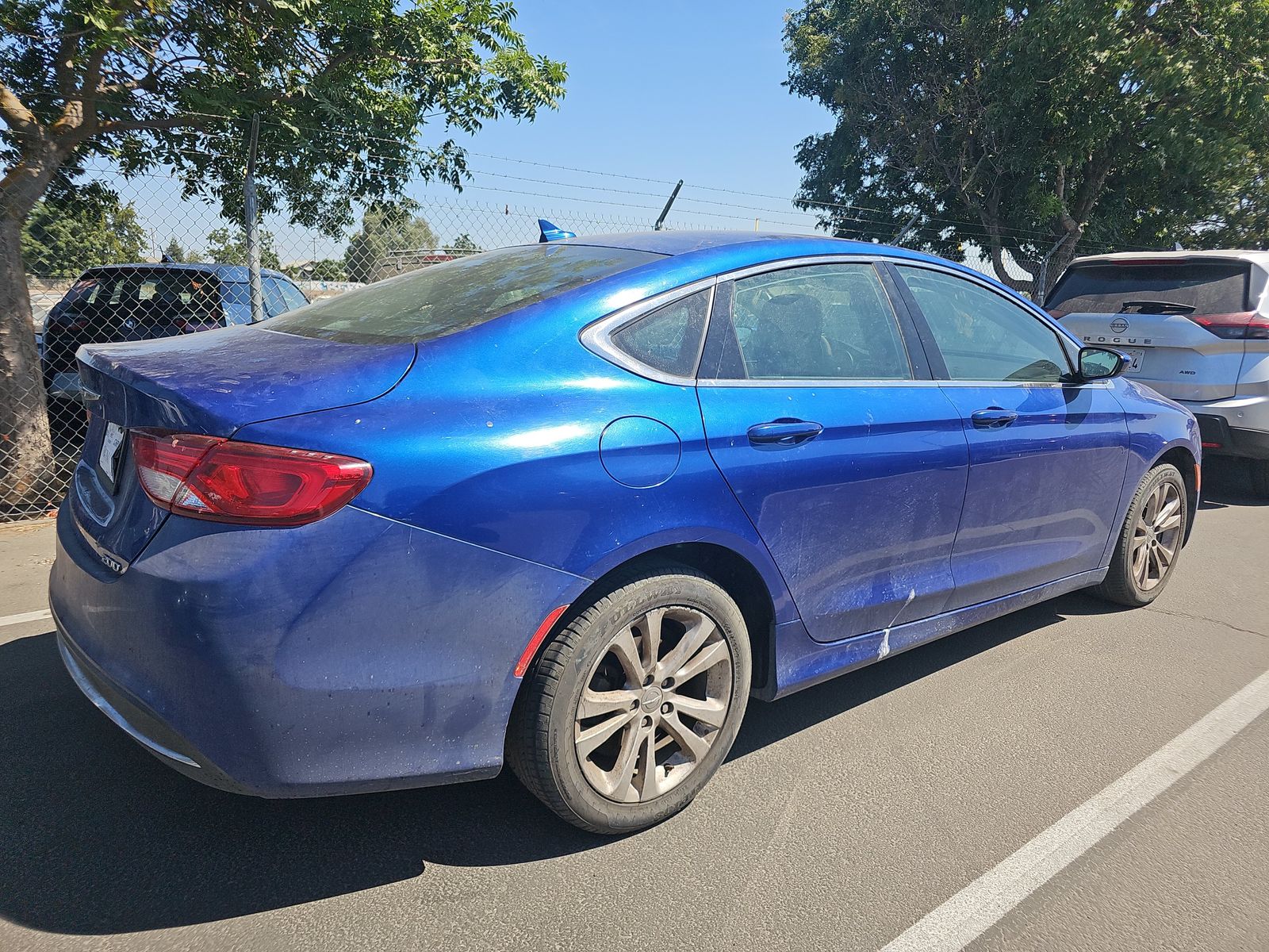 2016 Chrysler 200 Limited FWD