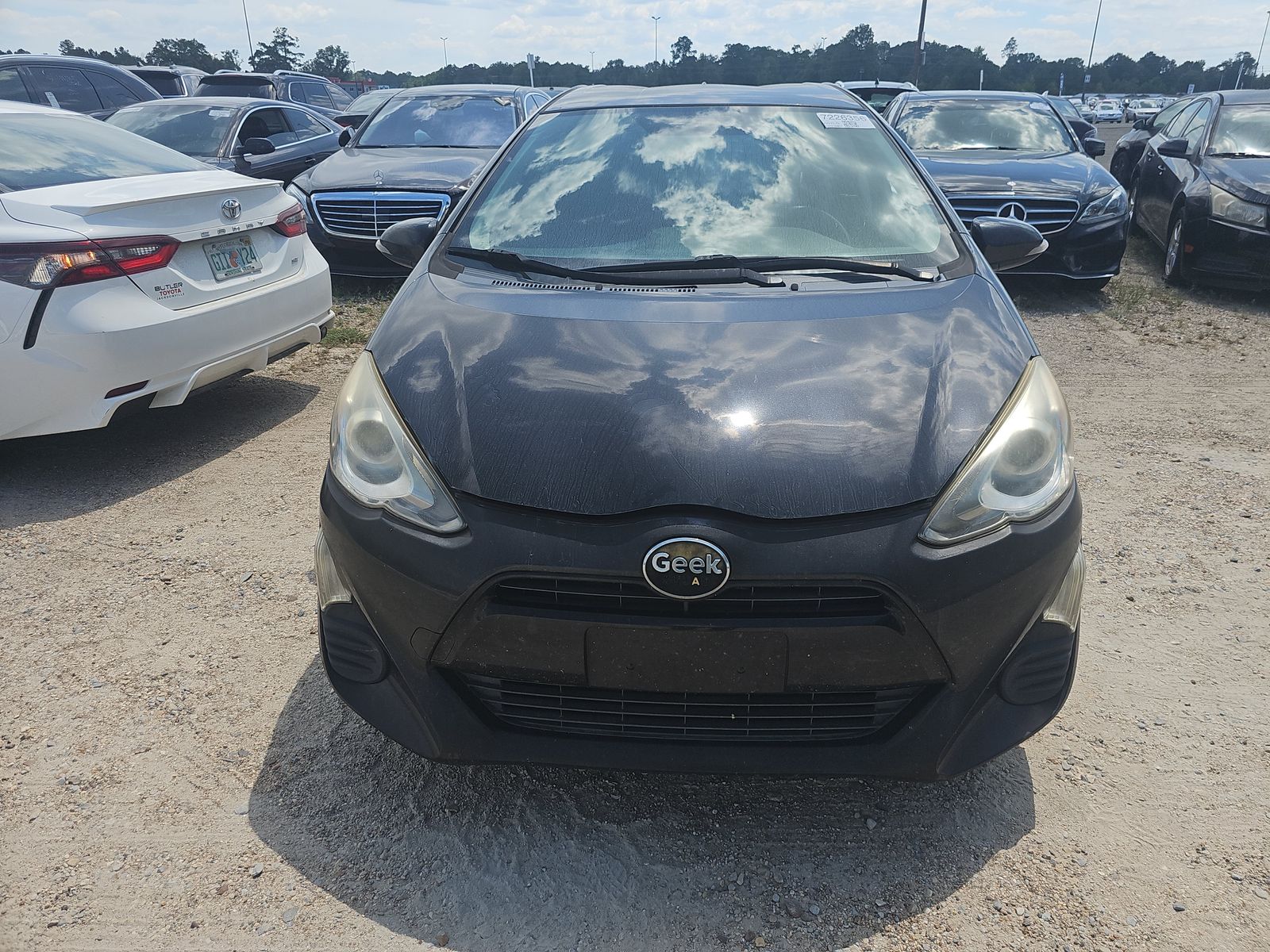 2016 Toyota Prius c Two FWD