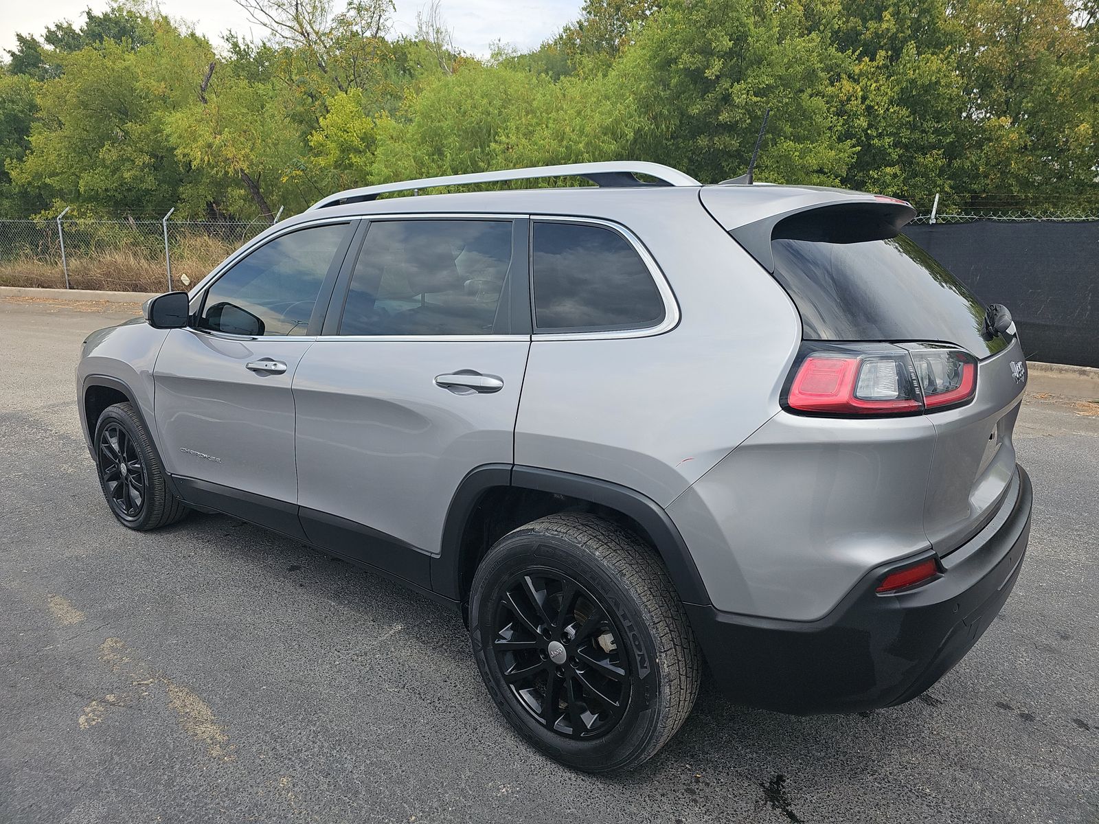2021 Jeep Cherokee Latitude Plus FWD
