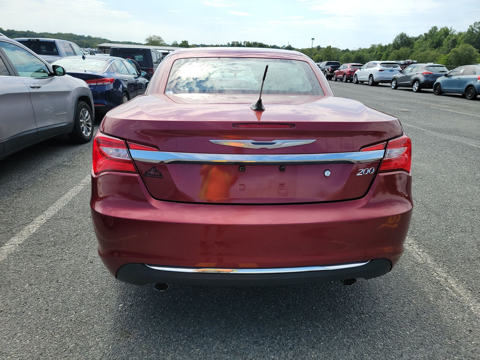 2012 Chrysler 200 Limited FWD